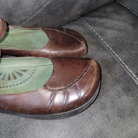 Ladies Earth leather Mary Jane's size 9.5 - Picture 2 of 9